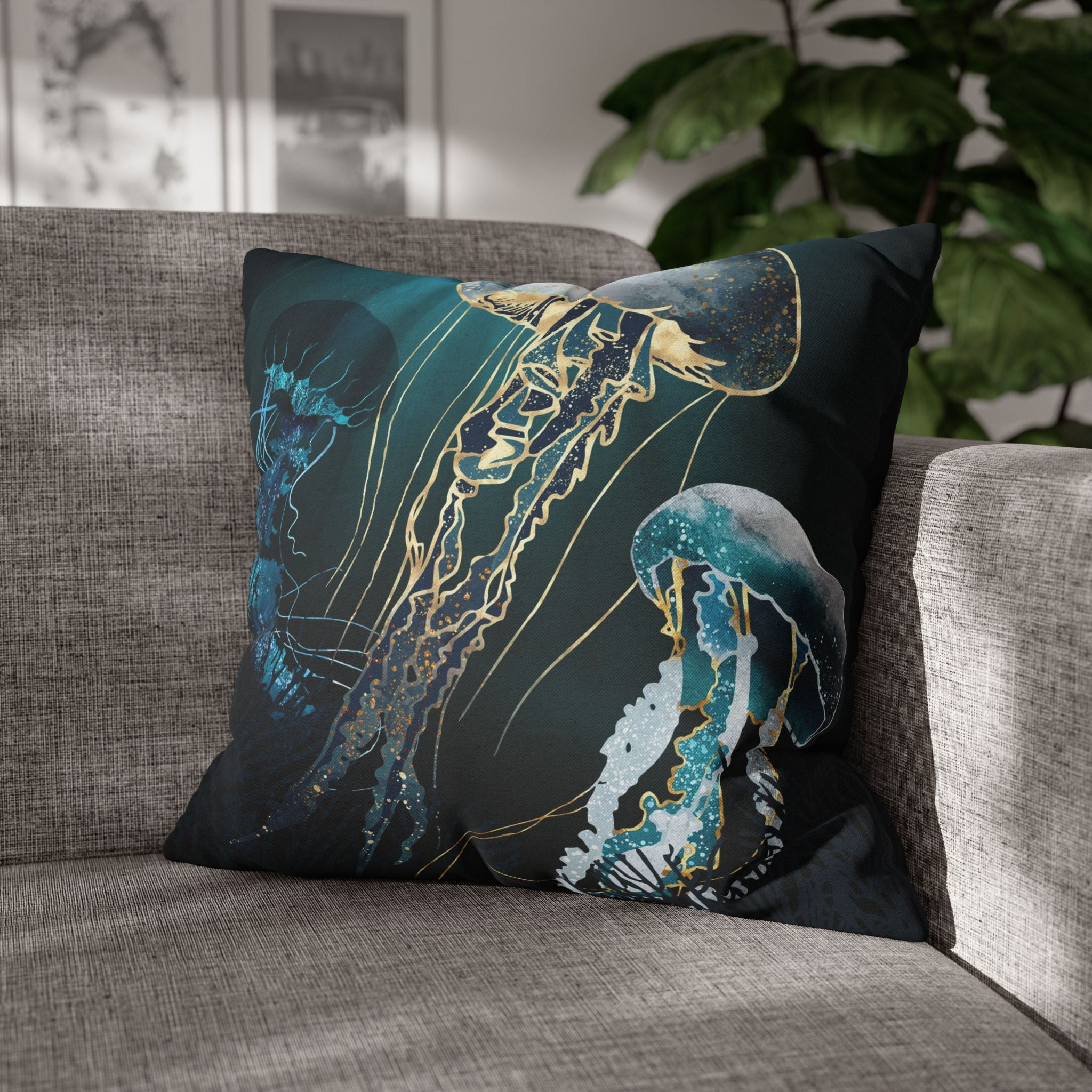 Metallic Jellyfish V - Decorative Pillow Cover
