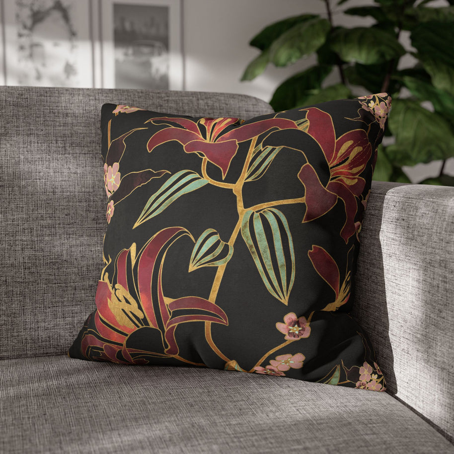 Lily - Decorative Pillow Cover