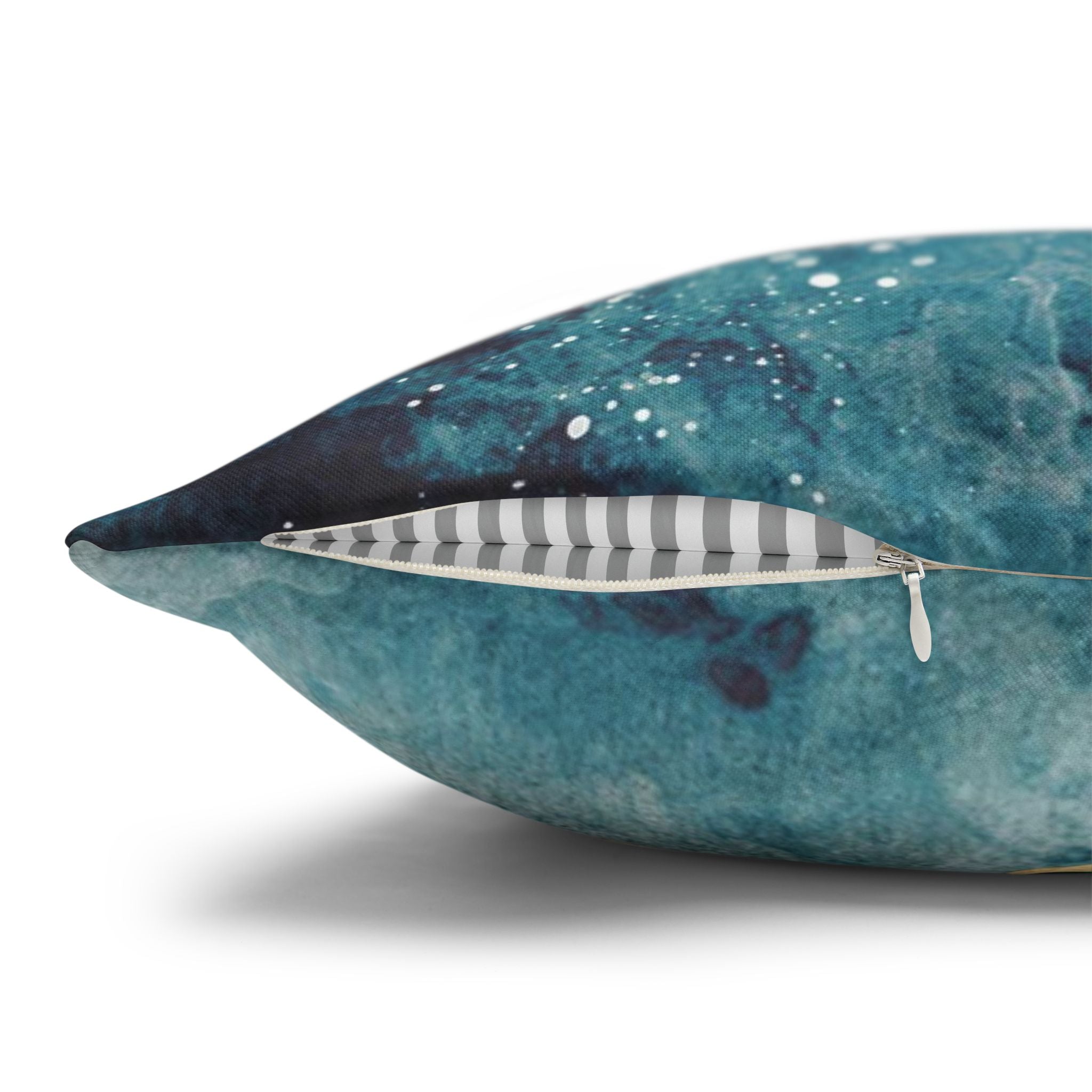 Underwater Dream V - Decorative Pillow Cover