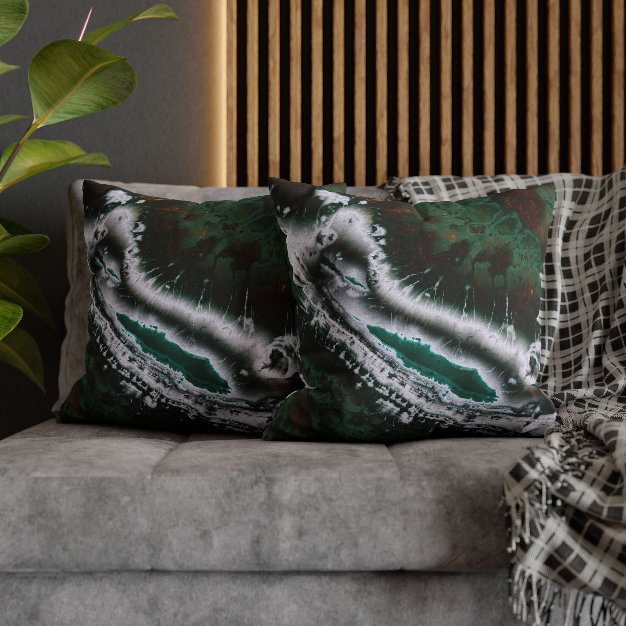 Emarald Agate - Decorative Pillow Cover